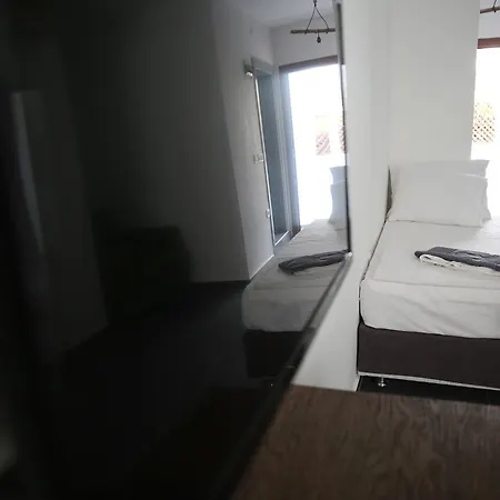 Ξενοδοχείο Nomia Hotel