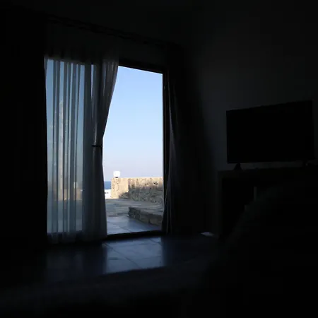 Nomia Hotel