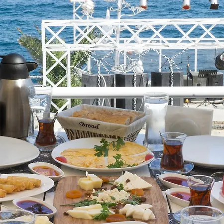 Nomia Hotel